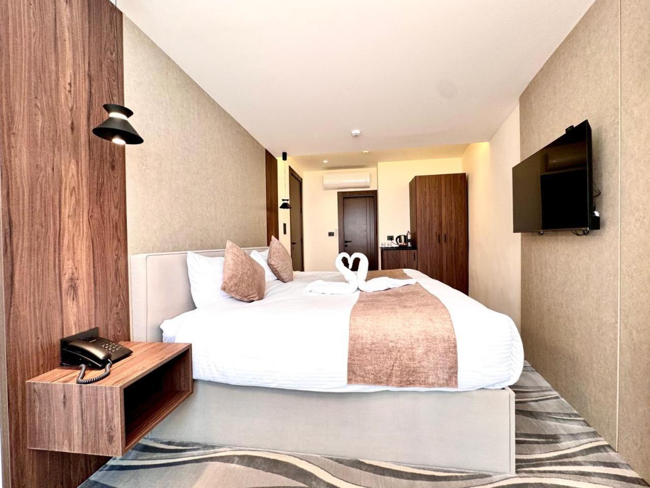 New Merryland Hotel อัมมาน ภายนอก รูปภาพ